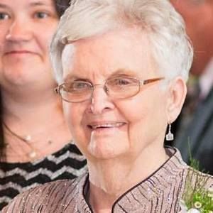 Meet your Posher, Dee